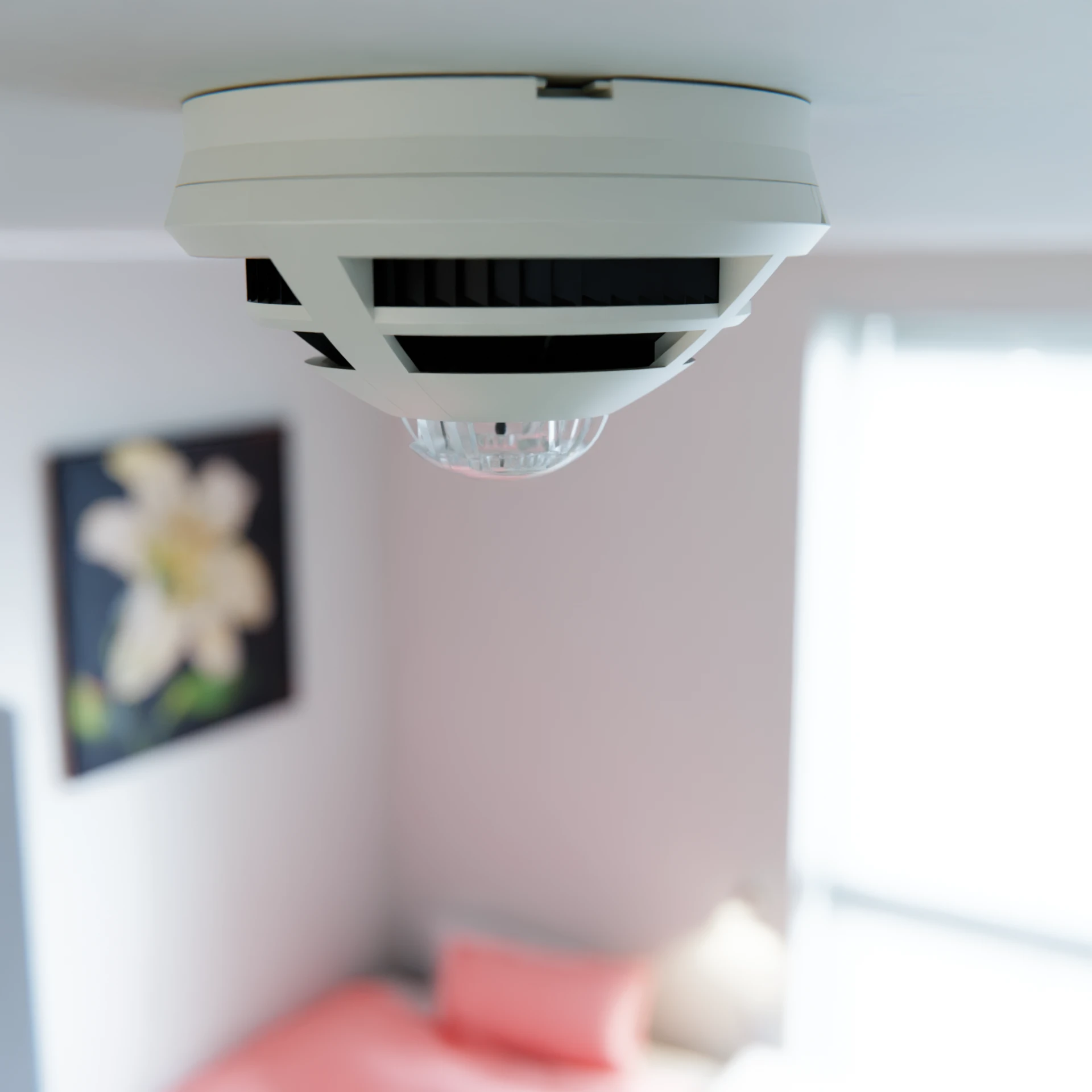 SMS SenTRI OS Sensor in an apartment