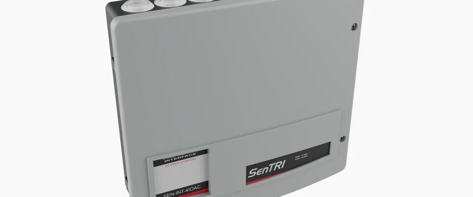 SenTRI 4-Way Mains Rated Input Output Module with Mounting Box